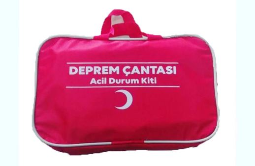 Deprem Çantası Nasıl Olmalıdır ? İçinde Mutlaka Olması Gerekenler Nedir? Maddeler Halinde!